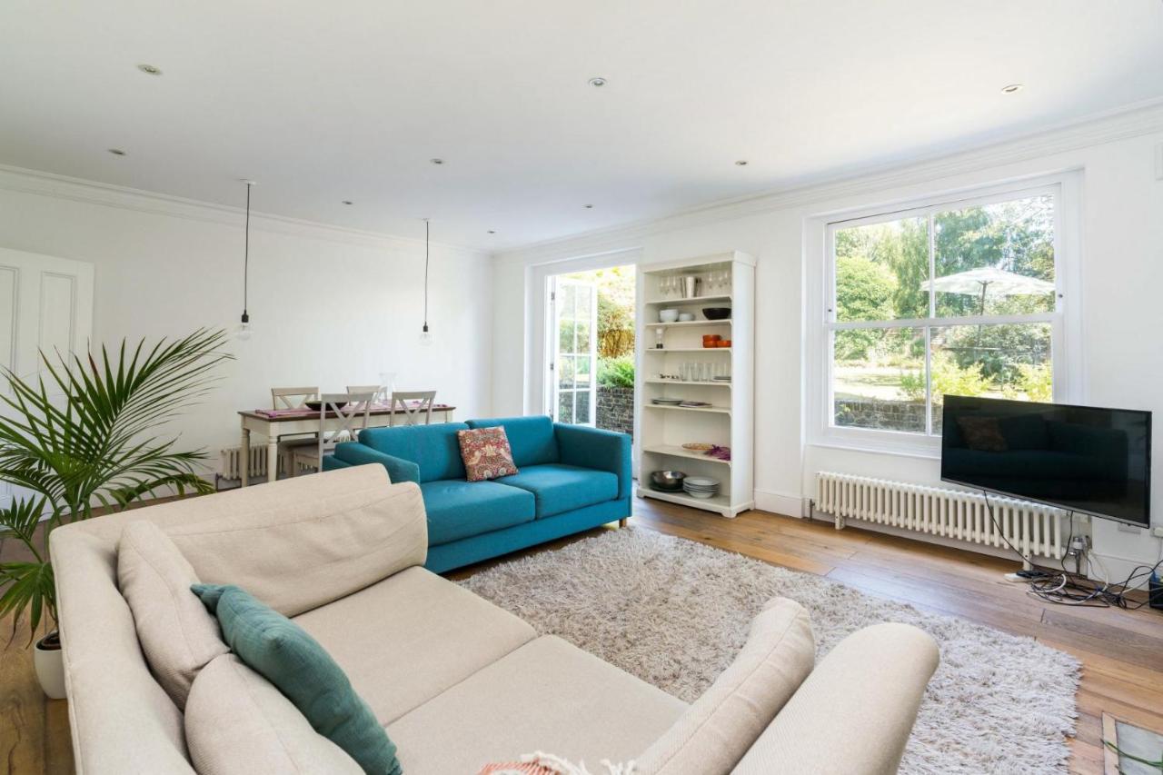 Fantastic 3 Bedroom Flat West Hampstead Londra Esterno foto