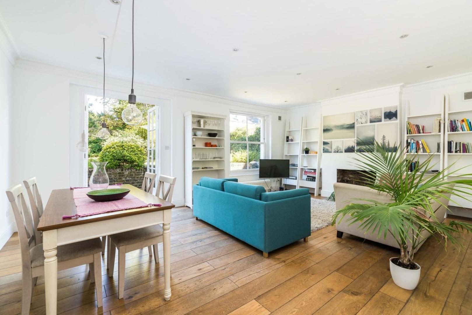 Fantastic 3 Bedroom Flat West Hampstead Londra Esterno foto